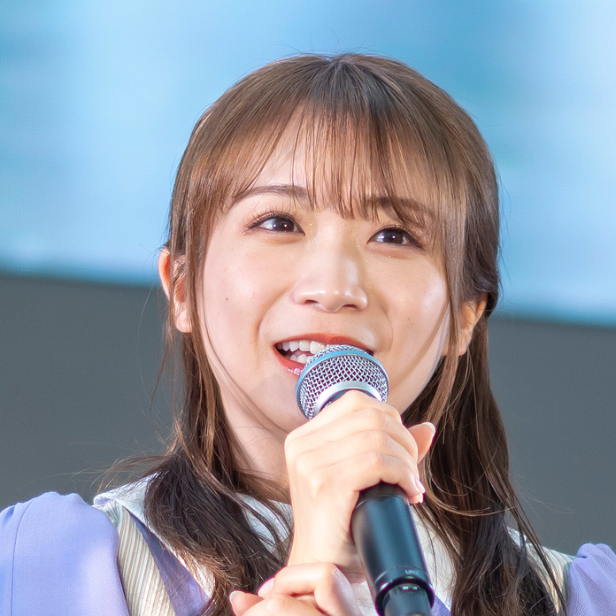 元乃木坂46の秋元真夏
ⒸByakuya Shobo Co.,Ltd 2022