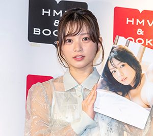 “元ラストアイドル”長月翠、お気に入りは黒いワンピース水着「一番大人っぽくできた」