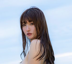 グラビアアイドル原つむぎ、マシュマロボディーを惜しげもなく披露！最新DVD「つむぎアトラクション」発売