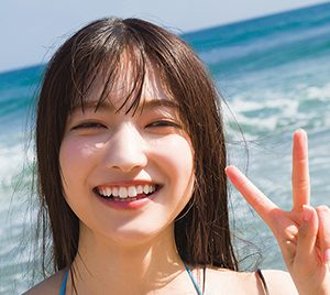 櫻坂46大園玲1st写真集よりビキニカット初解禁、美しいくびれボディーを披露