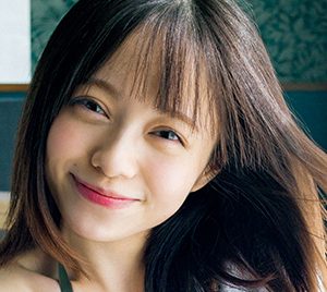 「スーパーベイビーズ」山田せいあ、“天使すぎるアイドル”が魅せるグラビアショット