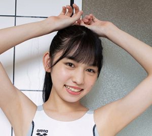 グラビアアイドル早川真由、黒髪ロングの初々しい姿を披露