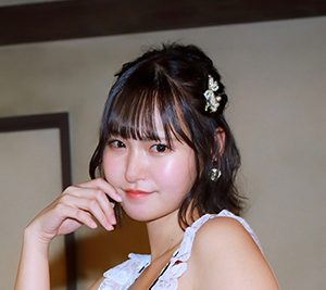 Pi+cot・愛沢雪乃、マイブームは“おしり”「腰を反ってアピールしたら、たくさんの人が集まってきました(笑)」