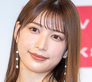 グラビアアイドル雪平莉左『競馬場の達人』に登場、競馬きっかけで乗馬にも挑戦中