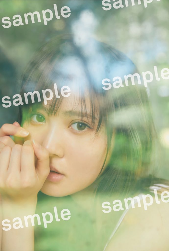 日向坂46加藤史帆1st写真集「＃会いたい」セブンネットショッピング特典ポストカード