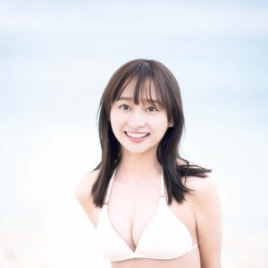 日向坂46影山優佳1st写真集「知らないことだらけ」より“クリーム色”のビキニカード解禁