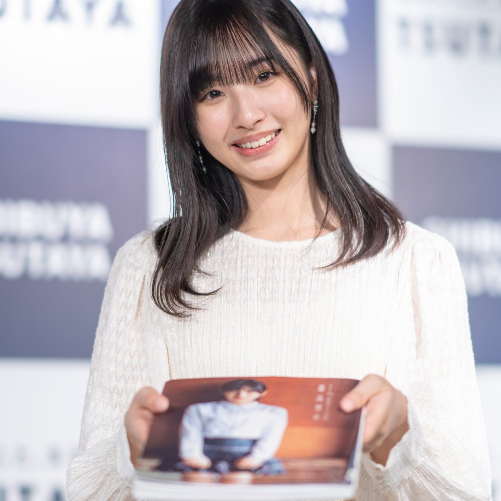 STU48沖侑果ファースト写真集「遊泳禁止」発売記念取材会より
