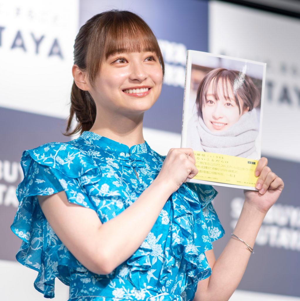 日向坂46影山優佳1st写真集「知らないことだらけ」出版記念取材会より