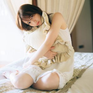 乃木坂46田村真佑1st写真集より新カット解禁…笑顔を封印し大人っぽい姿を披露