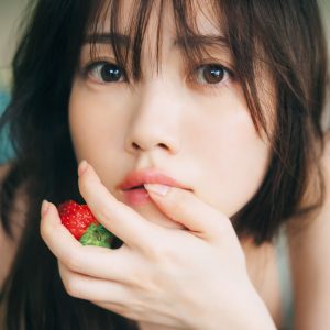 乃木坂46田村真佑1st写真集よりチラりランジェリーカット解禁