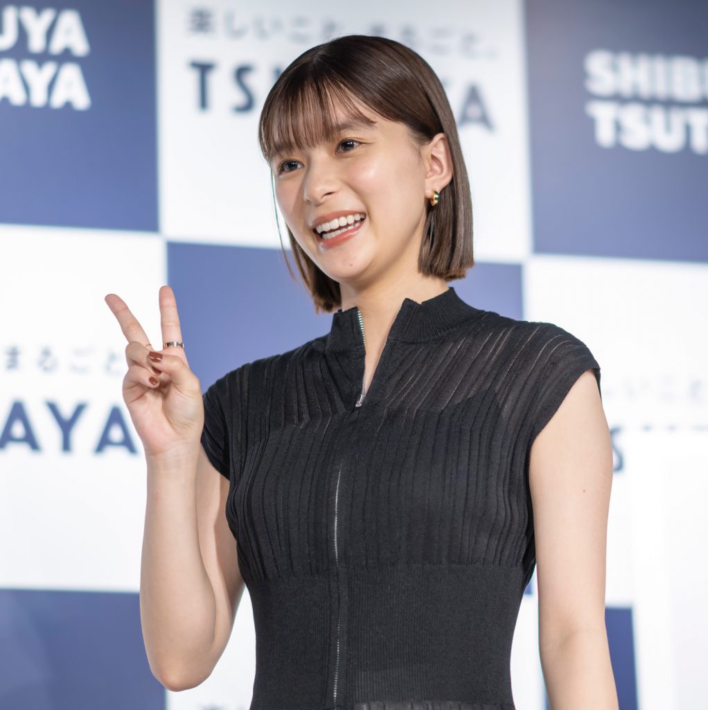 芳根京子デビュー10周年記念写真集「京」(ワニブックス)取材会より