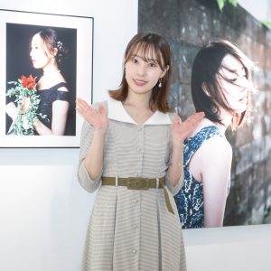 『藤江れいな×萩原和幸写真展』が開幕「“記憶”を思い出しながら見てもらえたら」