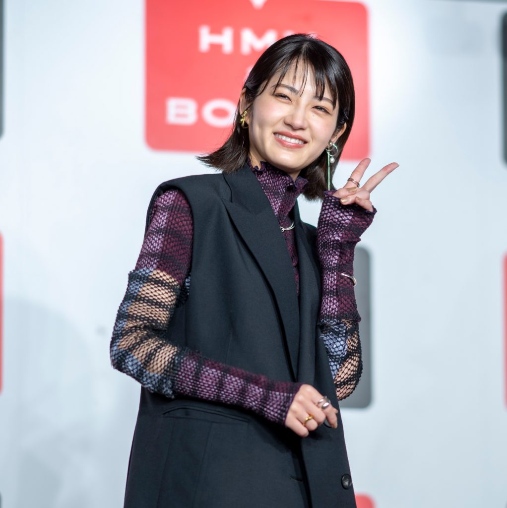 若月佑美1stフォトブック「履きなれない靴を履き潰すまで」出版記念取材会より