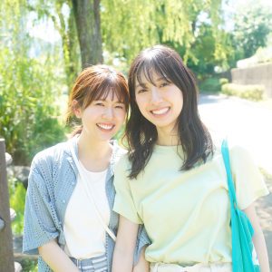 日向坂46金村美玖＆松田好花、ペアグラビアで表紙＆巻頭を飾る