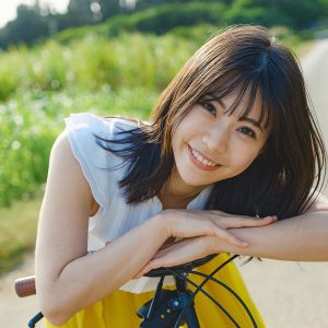 グラビアアイドル鈴木ふみ奈、5冊目の写真集発売！沖縄で魅せるパーフェクトボディー