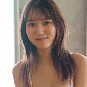 グラビアアイドル川道さら、“激バズBODY”で大注目