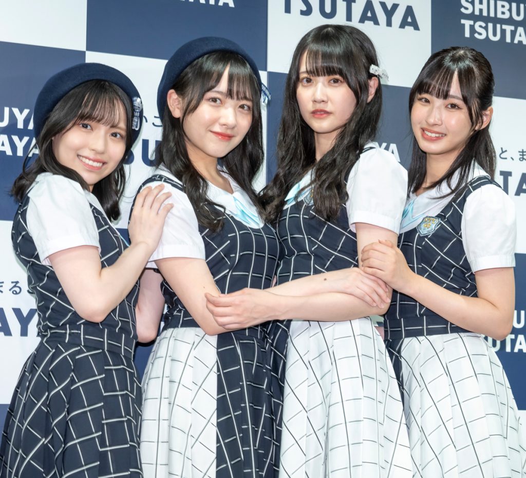 「STU48 6th Anniversary Concert Documentary Book」発売記念取材会に出席したSTU48岩田陽菜、石田千穂、中村舞、沖侑果