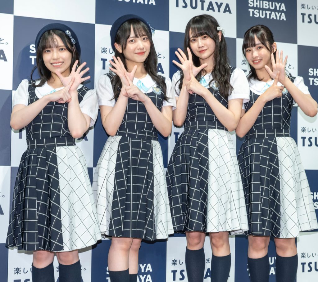 「STU48 6th Anniversary Concert Documentary Book」発売記念取材会に出席したSTU48岩田陽菜、石田千穂、中村舞、沖侑果