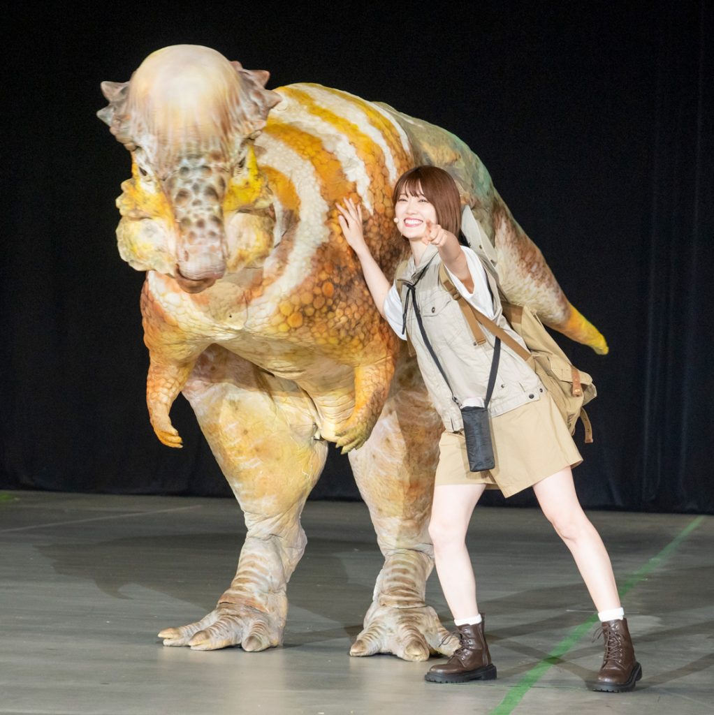 「DINO SAFARI GIGANT」オープニングセレモニーに出席した樋口日奈