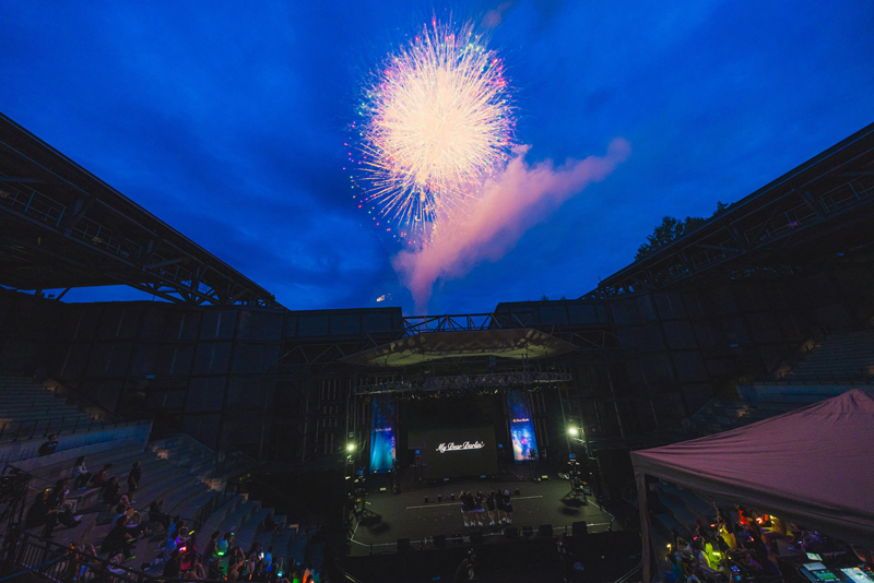 MyDearDarlin'「夏が来る」 「アイスクリーム」 「プラネタリウム」のライブ映像が公開された／Photo：saru