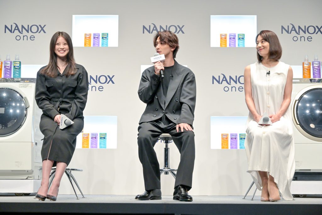 「NANOX one(ナノックス ワン)」新CM発表会に出席した今田美桜、横浜流星、小池栄子