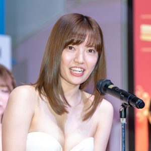 【ミスFLASH2024ファイナリスト】本間ミサ、グラビア初挑戦！「芝居で培ってきた表現力を生かして」