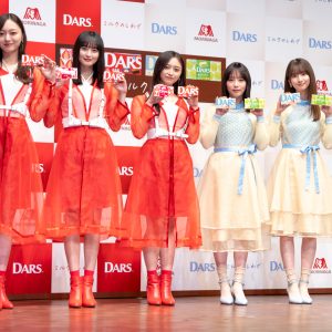 乃木坂46遠藤さくら「陰でこっそりミスを連発…」スタイリッシュなCM撮影の裏側を明かす