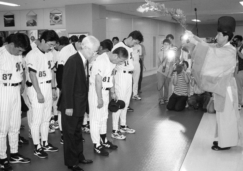 すべての球団は消耗品であるbyプロ野球死亡遊戯