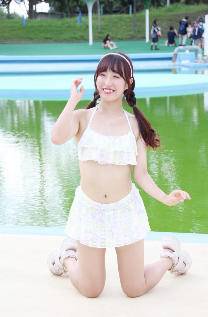 アイドルグループ・えすれあるの汐咲玲亜が「近代麻雀水着祭2023」に出演した