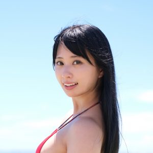 人気ライバー有村果夏、思わず引き込まれてしまう美少女系スレンダーの魔力…最新グラビアDVD発売