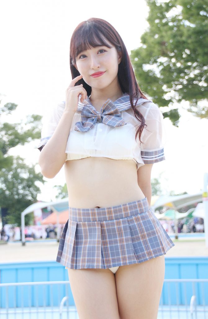 アイドルグループ・えすれあるの汐咲玲亜が「近代麻雀水着祭2023」に出演した