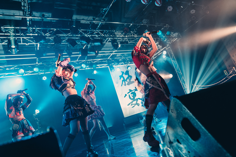 UtaGe!が東京・新宿BLAZEで3rdワンマンライブ「狂宴」を開催