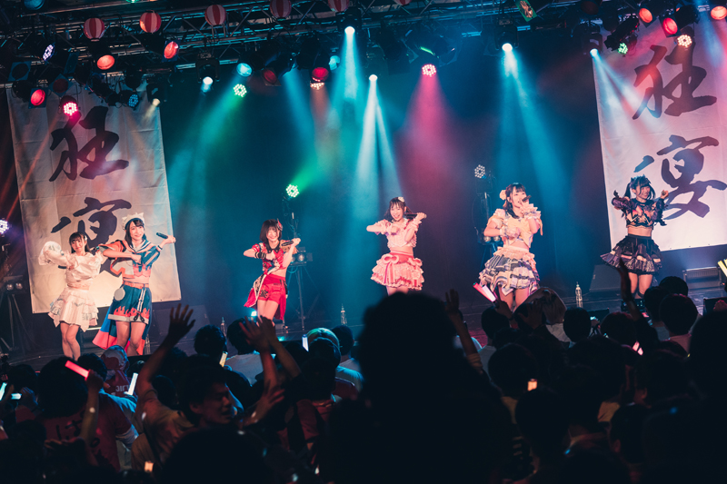 UtaGe!が東京・新宿BLAZEで3rdワンマンライブ「狂宴」を開催