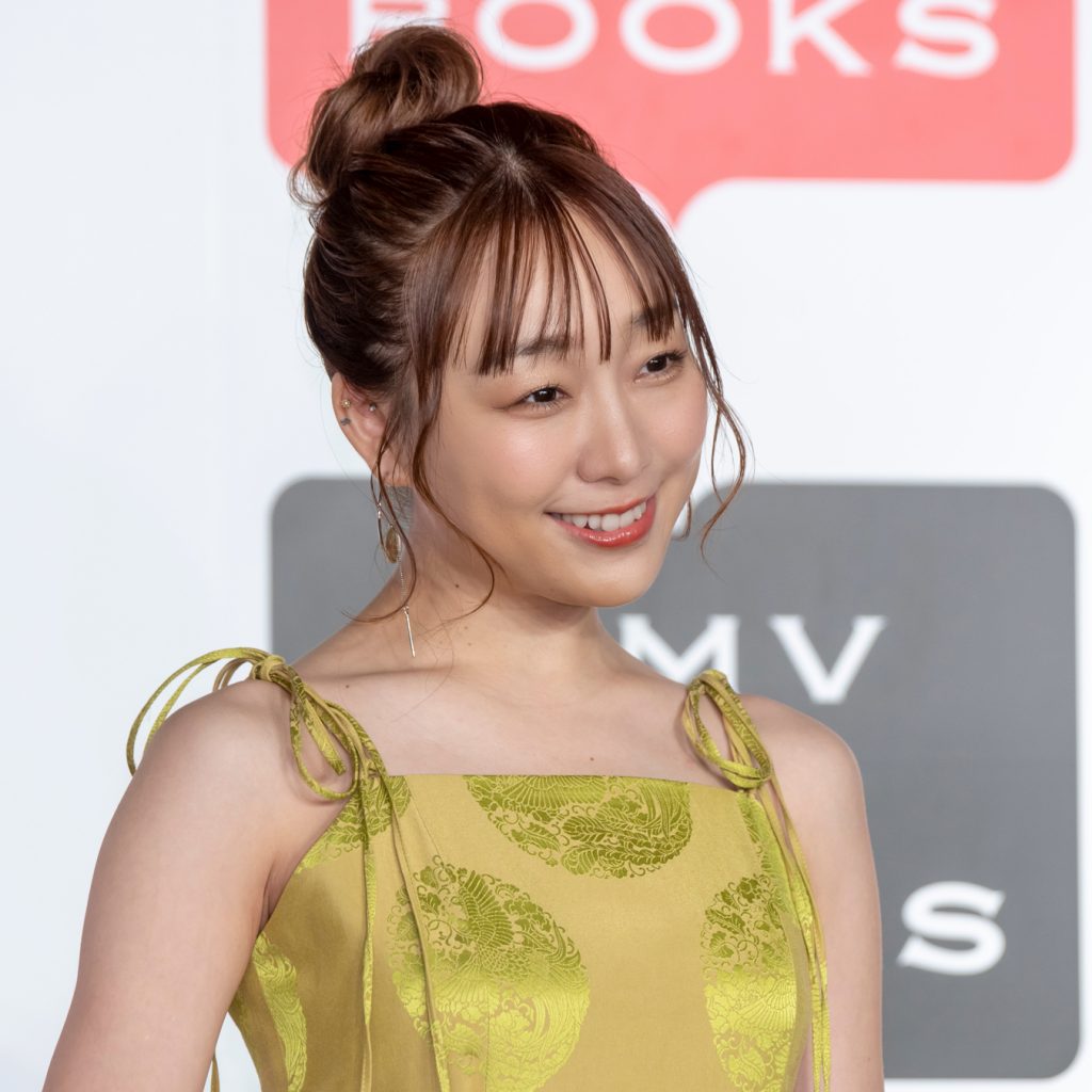 須田亜香里がフォトエッセイ「がんこ」(扶桑社)発売記念取材会に出席