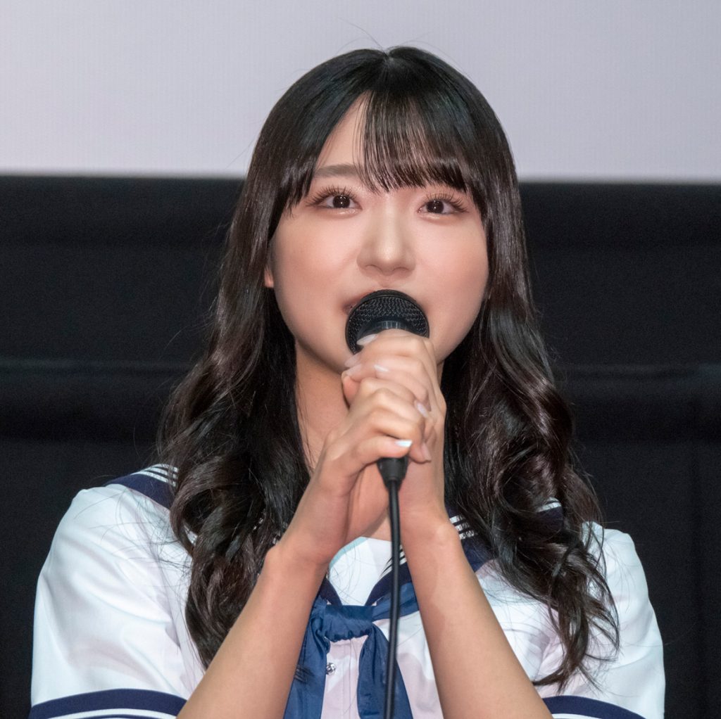 映画「ガールズドライブ」先行プレミア上映会舞台挨拶に登壇したAKB48山内瑞葵