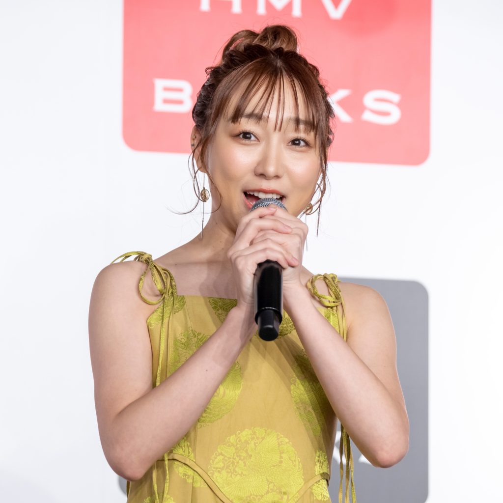 須田亜香里がフォトエッセイ「がんこ」(扶桑社)発売記念取材会に出席