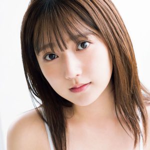 AKB48鈴木くるみ『週チャン』初登場「元気な感じもしっとりとした感じも楽しんで」