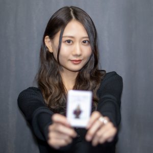 古畑奈和さんのサイン入りチェキを1名様にプレゼント！2ndデジタルシングル配信＆「Fruhata Nao LIVE2023-REAL-」開催記念