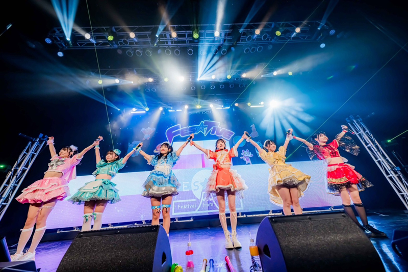 東京・Zepp DiverCity(TOKYO)でワンマンライブを行ったお祭り系アイドルユニット・FES☆TIVE