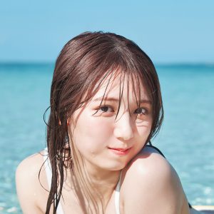 SKE48菅原茉椰1st写真集より沖縄の海を満喫する水着先行カット到着「めちゃくちゃ日焼けしたのでこんがり」