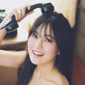 NGT48北村優羽『週プレ』で“初”水着グラビアに挑戦