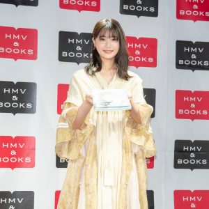 瀧野由美子2nd写真集発売、お気に入りは“ザ・素の表情”