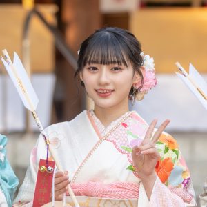 乃木坂46川﨑桜、初めてのお酒は家族とシャンパン「歩けなくなってしまい…」