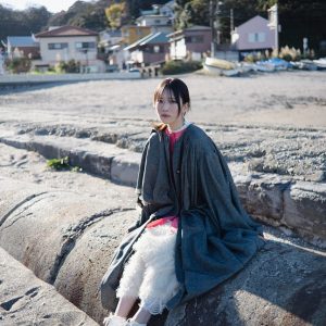 櫻坂46の次代を担うクールビューティー・村山美羽、初めてソロで雑誌の表紙に登場