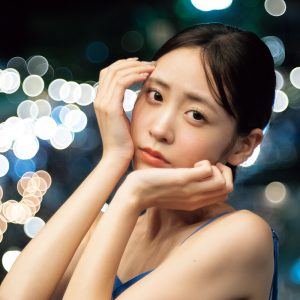 FRUITS ZIPPER櫻井優衣1st写真集より水着カットが到着