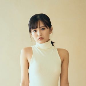 「かすみ草とステラ」小柴美羽、スレンダースタイルを披露！テーマはおうちデート