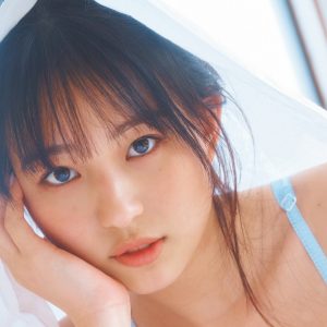 沖縄出身美少女 城間菜々美、シンプルビキニで屈託のないキラキラ笑顔を披露