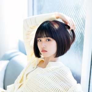 注目の俳優・原菜乃華『週刊FLASH』初表紙を飾る