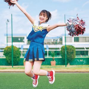 “グラビア全部乃木坂46”、冨里奈央『週プレ』表紙を飾る