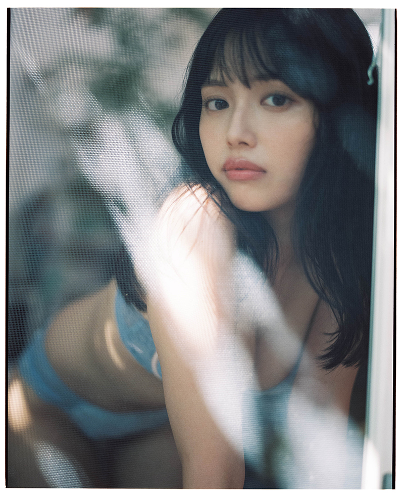 「森日菜美 PHOTO STYLE BOOK『Chicktack』」(光文社)より